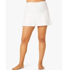 NWT Beyond Yoga Spacedye White Tennis Skirt Size L
